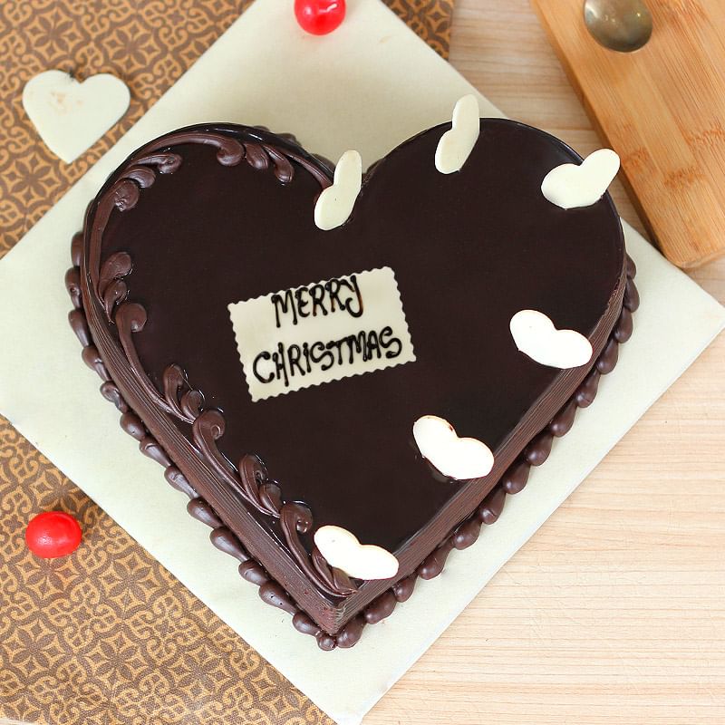 Christmas Heart Cake - Top View