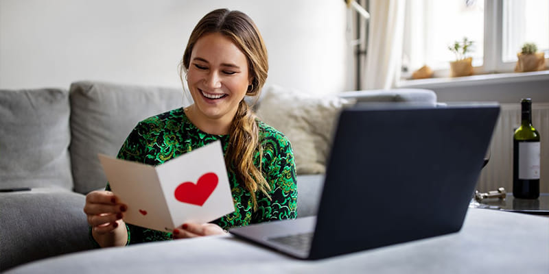 Best Anniversary Gifts for Long Distance Relationships