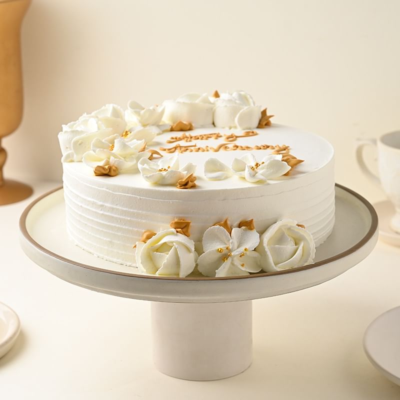 Enchanted Marriage Anniversary Cake Online