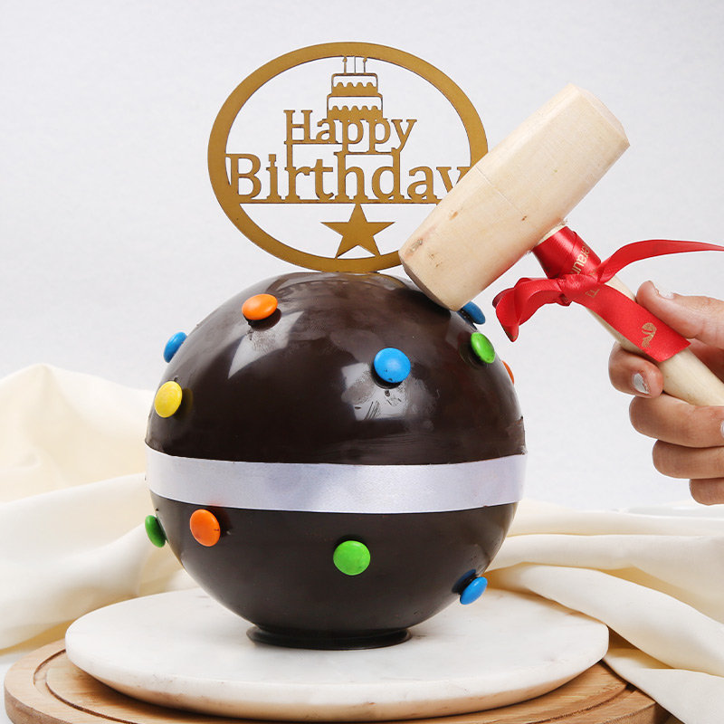 Round Shaped Chocolate Pinata Cake for Birthday
