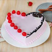 Strawberry Flavor Heart Shaped Cake