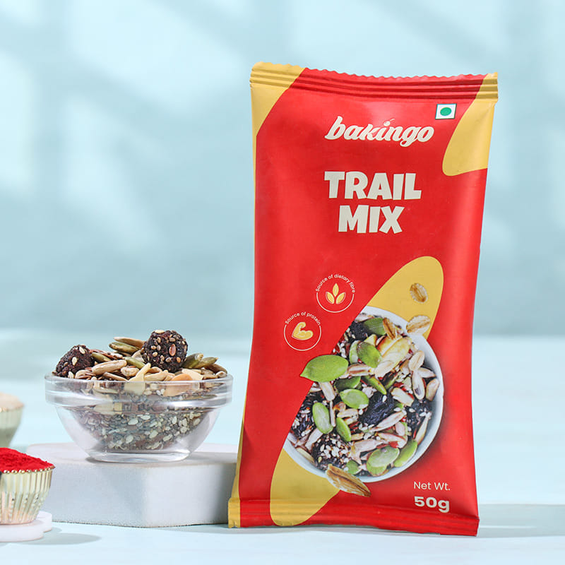 Bhaiya Bhabhi Designer Rakhi With Festive Treats
