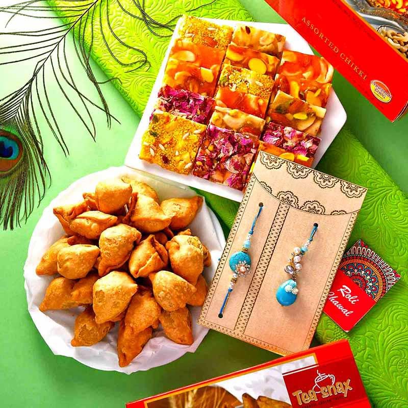 Bhaiya Bhabhi Rakhi With Assorted Delicacies