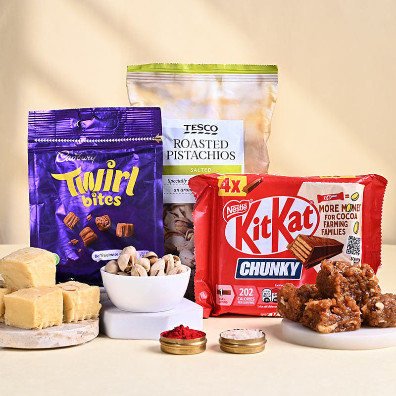 Bhaiya Bhabhi Rakhi With Sweets N Chocolates