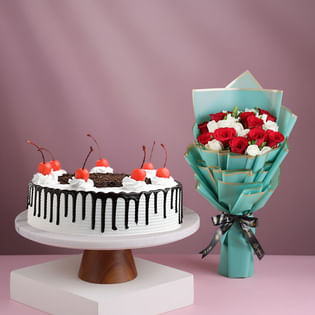 Black Forest Cake With Classic Roses