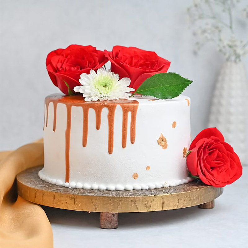 Bloomed Bliss Customize Cake