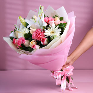 Blush Elegance New Year Flower Bouquet