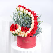 Blushing Rush Of Love Roses