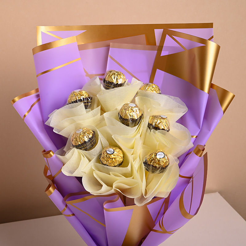 8 Ferrero Rocher Bouquet