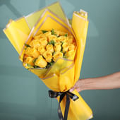 Bright Dreams In Yellow Roses