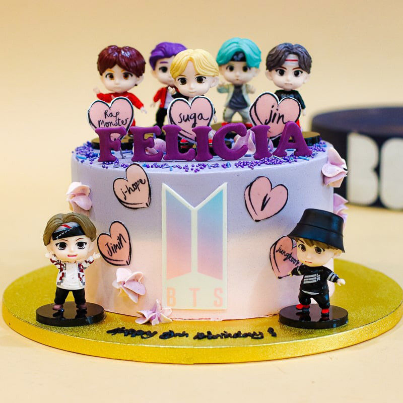 BTS Bangtan Boys Fondant Cake