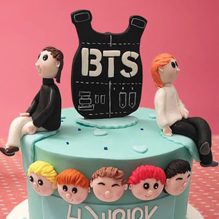 BTS Extravaganza Fondant Cake | BTS cakes online