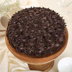 Buy Buttercream Chocolate Swirl Cake Online
