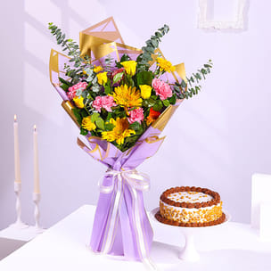 Butterscotch Cake With Sunny Blossom Bouquet Butterscotch Cake With Sunny Blossom Bouquet