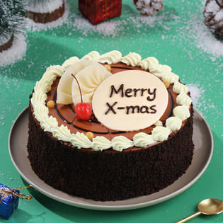 Butterscotch Crunch Christmas Cake