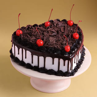 Choco Cherries Black Forest Cake