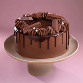 Kit Kat Chocolate Drip Cake