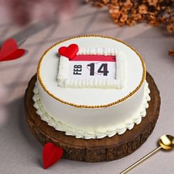 Calendar Theme Valentine Cake