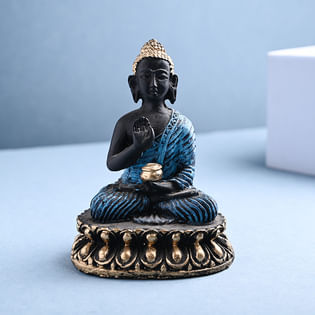 Candlelit Serenity with Buddha Showpiece - Best Gift of Happy New Year