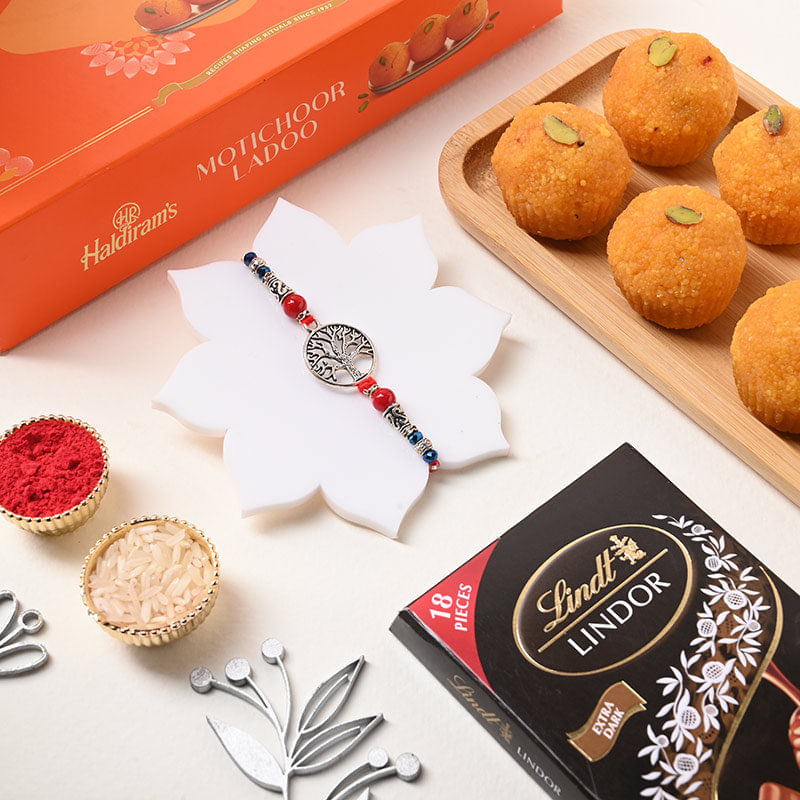 Captivating Rakhi With Ladoo N Chocolate