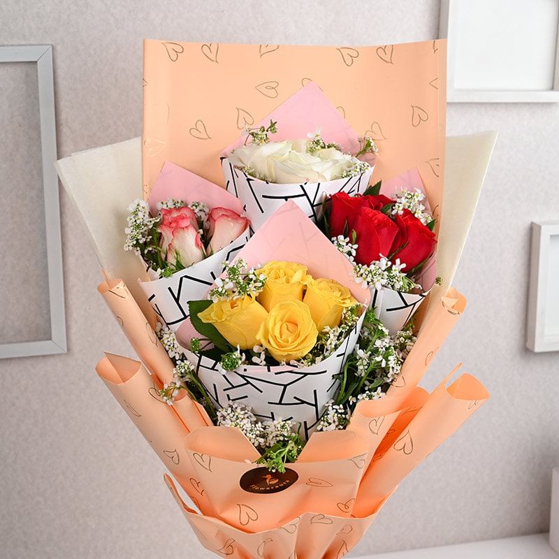 Captivating Rose Bouquet: Valentine's Day Flowers Online