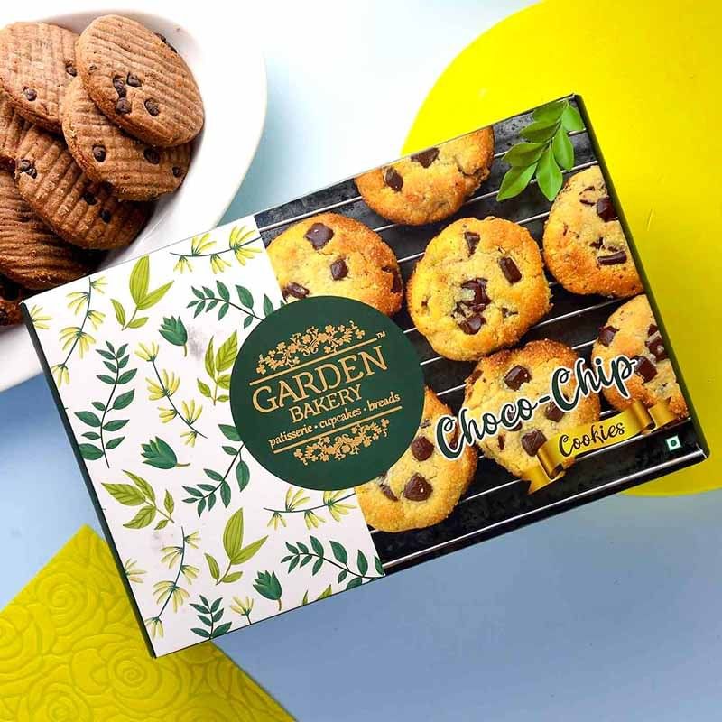 Send Cartoon Plane Rakhi & Cookie Combo to UAE