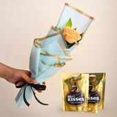 Cheerful Peach Rose N Choco Surprise