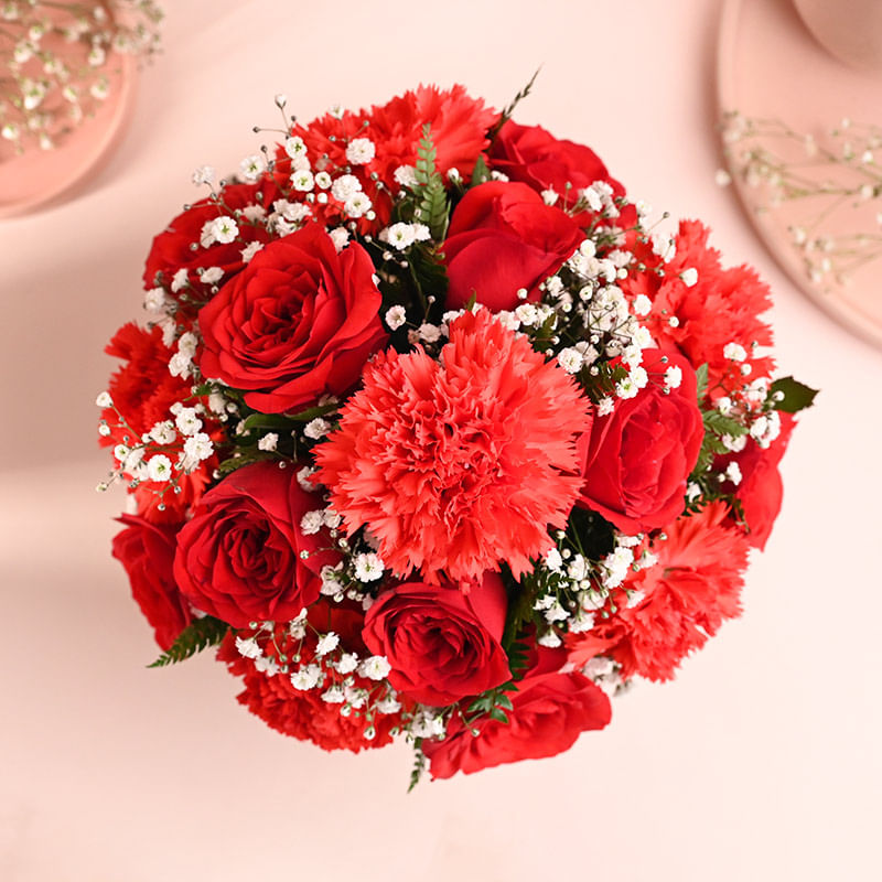 Roses And Carnations in a Square Vase _ Top View 