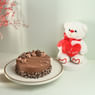 Choco Chip Cake With White Love Teddy