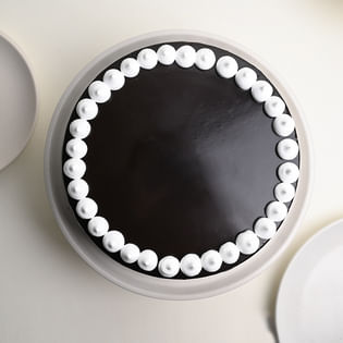 Choco Dripping Snowy Cake Online Delivery