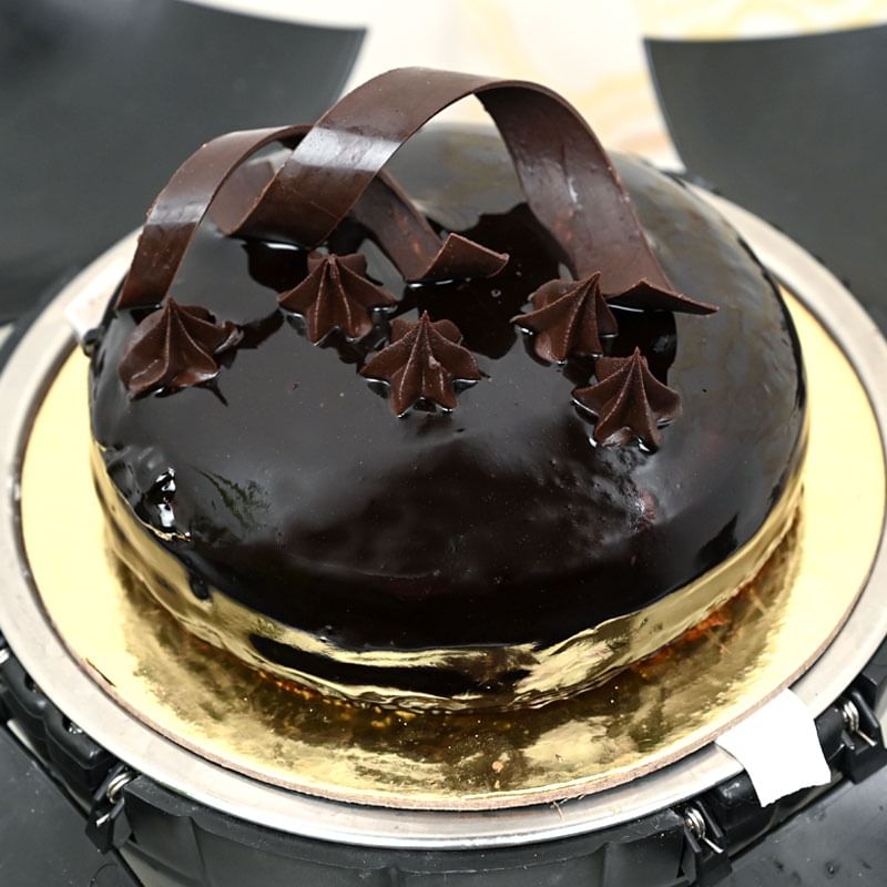 Choco Bomb Cake with Same Day Delivery