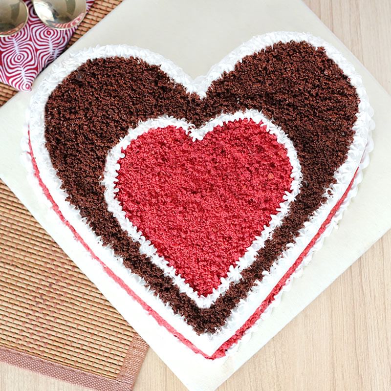 Chocoholic Red Velvet Cake with Top View