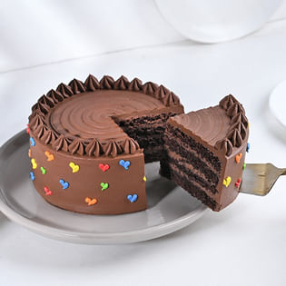 Little Hearts Chocolate Cake for Holi