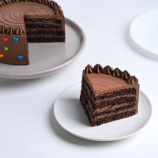 Little Hearts Chocolate Cake for Holi