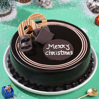 Chocolate Glaze Christmas Cake