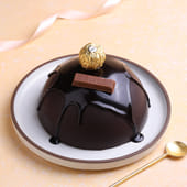 Eggless Chocolate Pinata Cake With Hammer