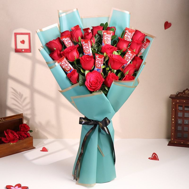 Chocolates N Roses Valentine Bouquet