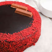 Top View Of Chocolatey Kitkat Cake Online