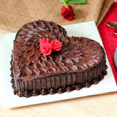 Chocolicious Heart Cake with Top View
