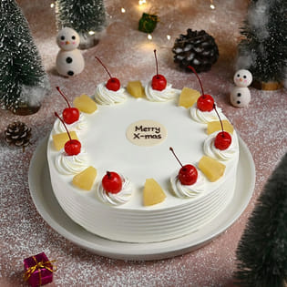 Christmas Pineapple Cake With Cherries