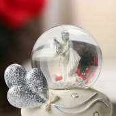 Couple Crystal Ball Showpiece Online