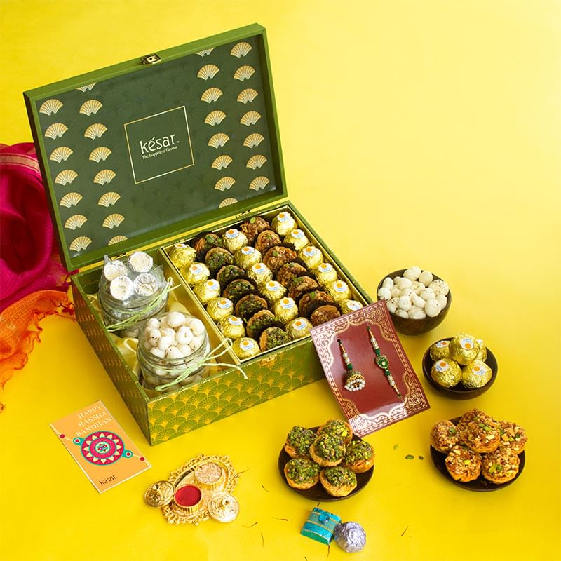 Couple Rakhi With Chana Badam Ladoo N Tart Baklawa