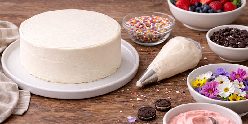 10 Simple Cake Decorating Ideas 10 Simple Cake Decorating Ideas