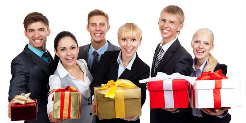 Why is Gift Giving Important in Corporate World?