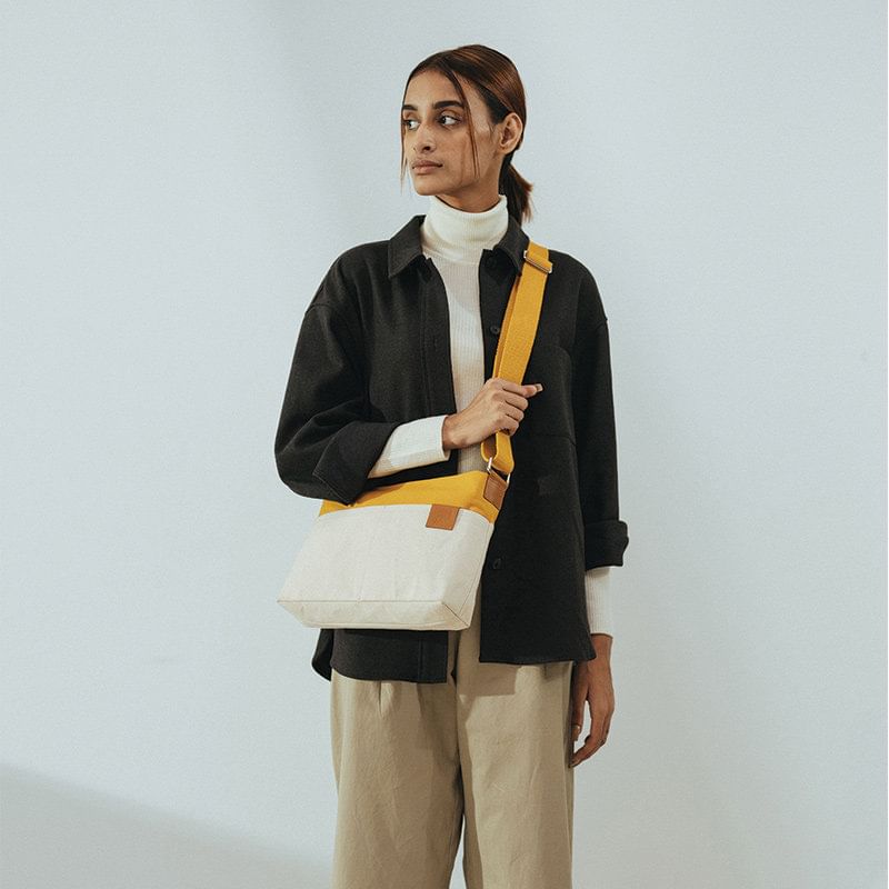 Crossbody Bag In Ivory N Mustard