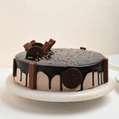 Buy Choco Kitkat Eggless Cake Online