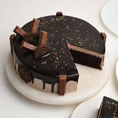 Choco Kitkat Eggless Cake Order Online
