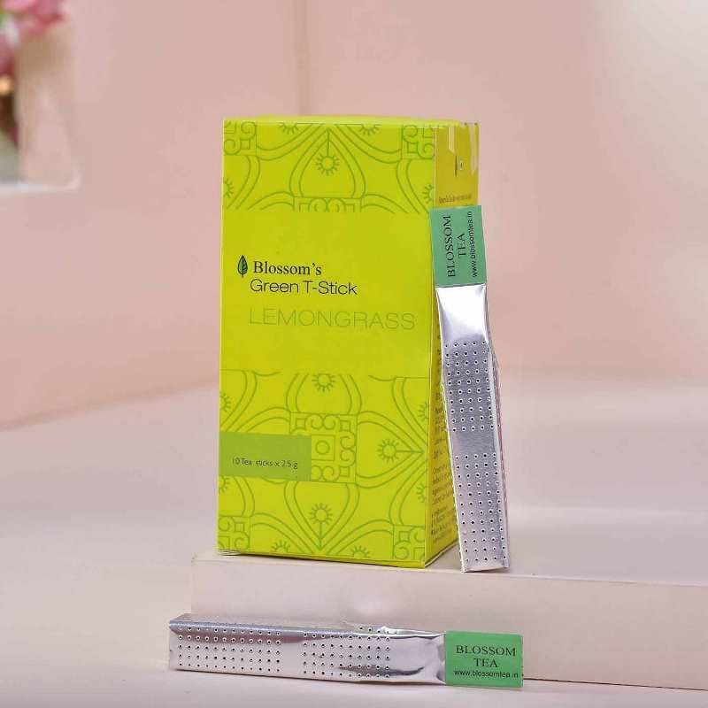 Crystal Rakhi With Supersnack Tea Sticks N Cookies