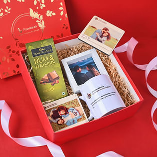 Custom Love hamper: Online Gifts hamper
