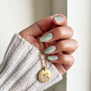 Daisy Gold Plated Pendant